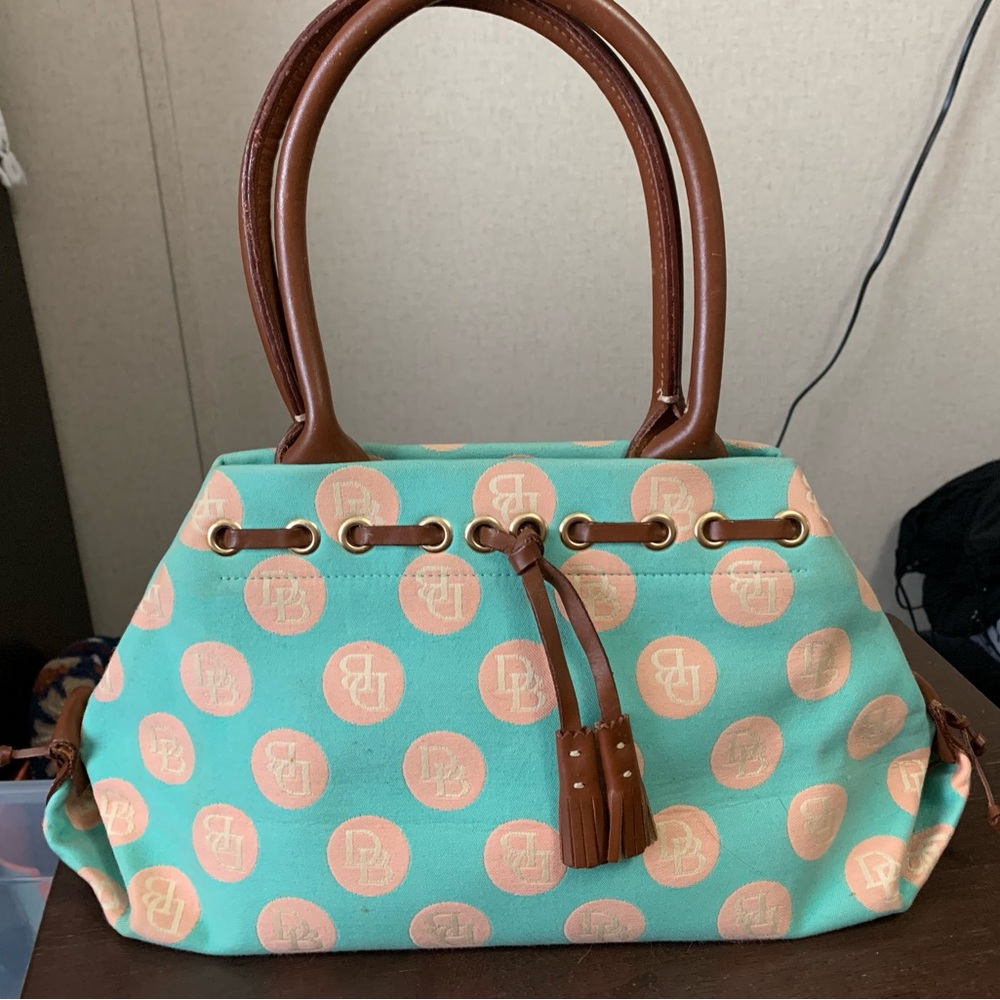 Vintage Dooney & Bourke bag